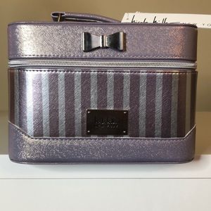 NICOLE MILLER makeup case